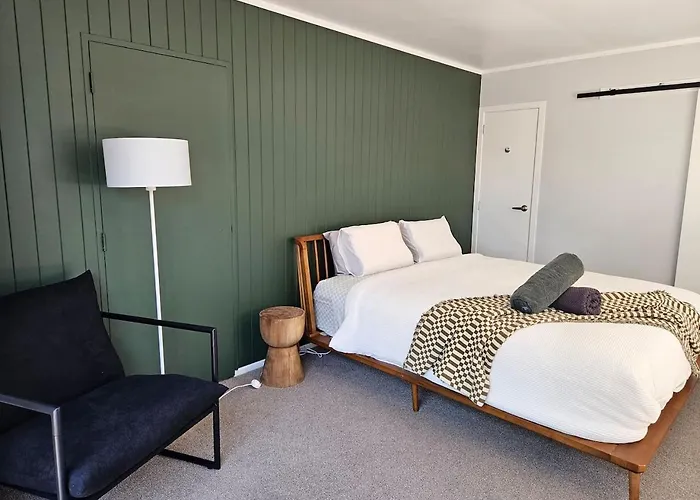 The Back Haus - Private Near The Redwoods 4* 罗托鲁阿