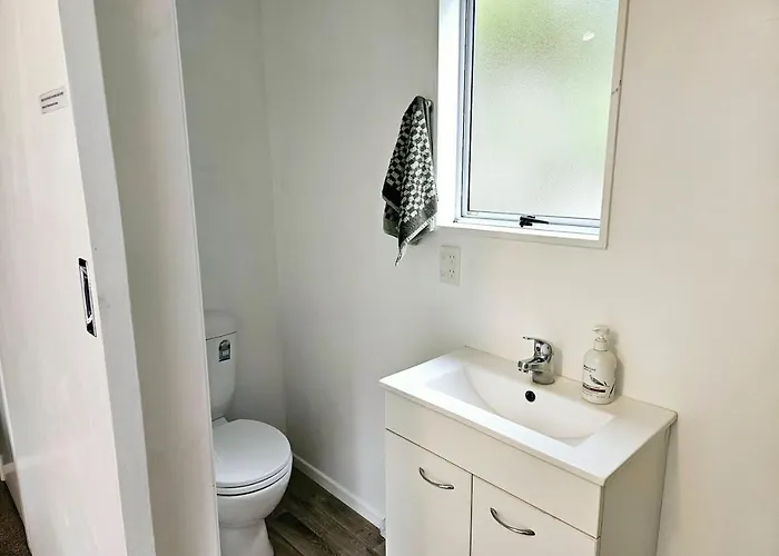 The Back Haus - Private Near The Redwoods 招待所 罗托鲁阿